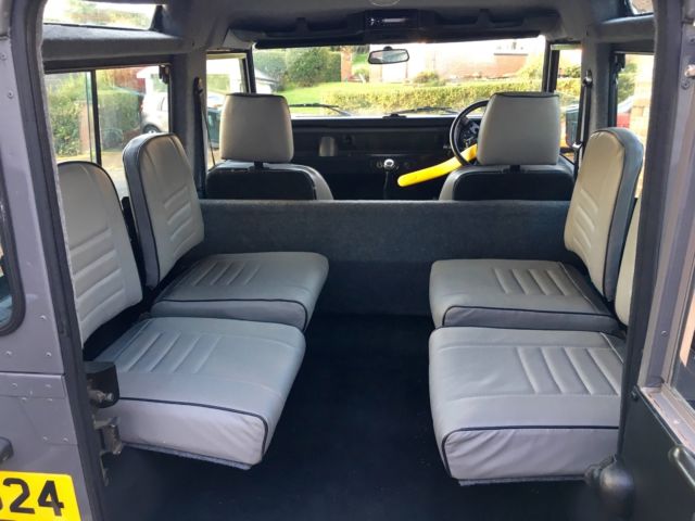 1987 Land Rover Defender Gray Leather - photo 11