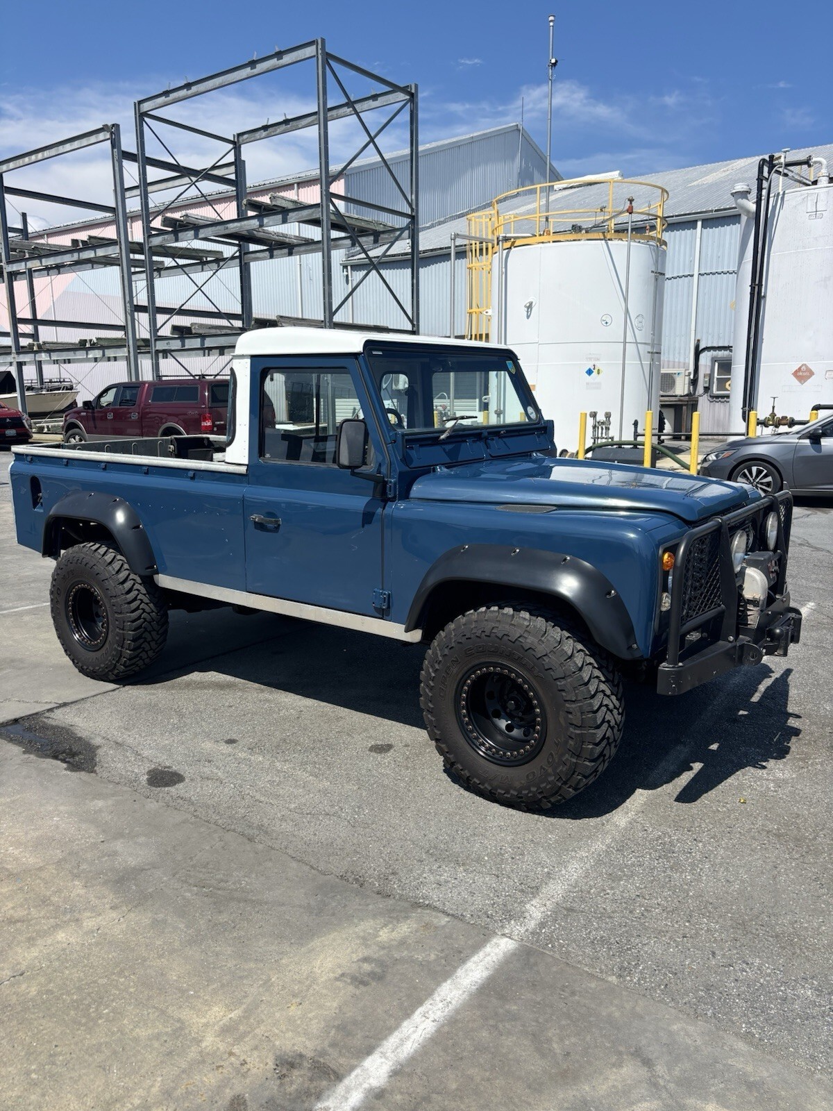 1900 Land Rover Defender - photo 6