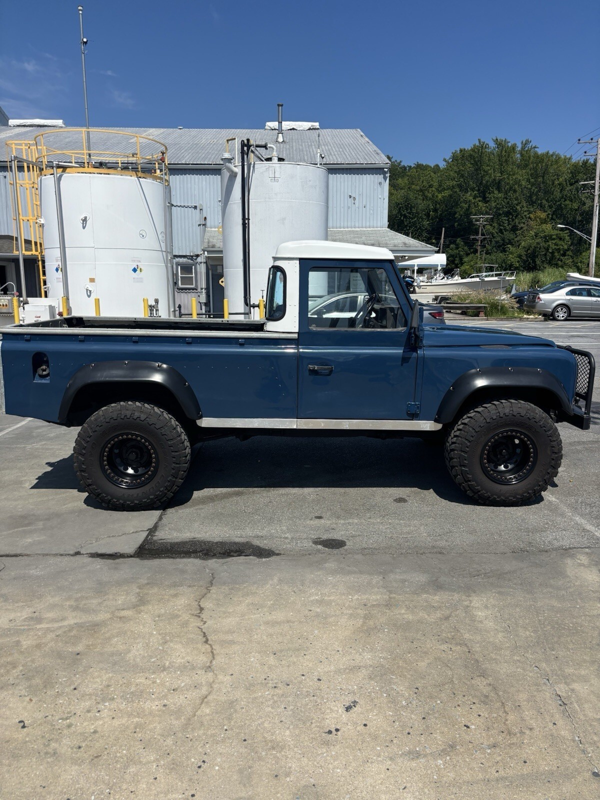 1900 Land Rover Defender - photo 7