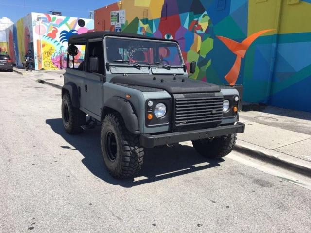 1900 Land Rover Defender D90 - photo 2