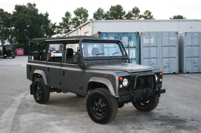 1987 Land Rover Defender
