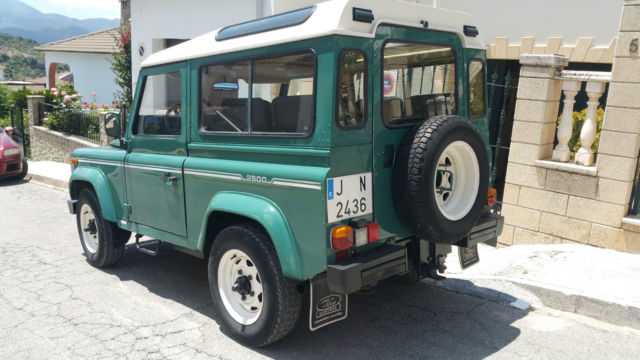1990 Land Rover Defender - photo 2