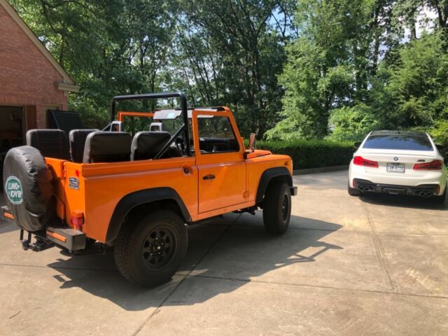 1991 Land Rover Defender Defender Santana - photo 2