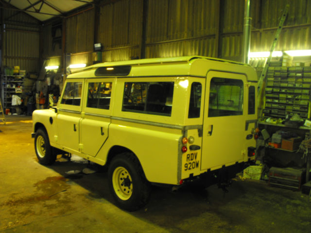 1980 Land Rover Defender leather - photo 2