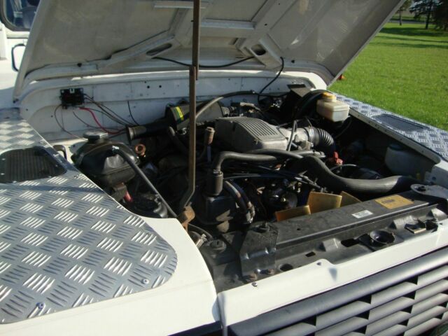 1969 Land Rover Defender D90 CONVERTIBLE Built on a 1969 Series II Frame - photo 9