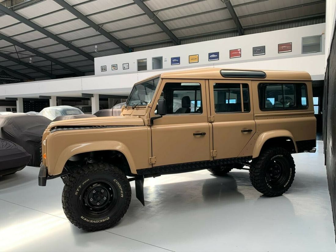 Land Rover Defender V8 Nut and Bolt Restoration 1993 Land Rover Defender