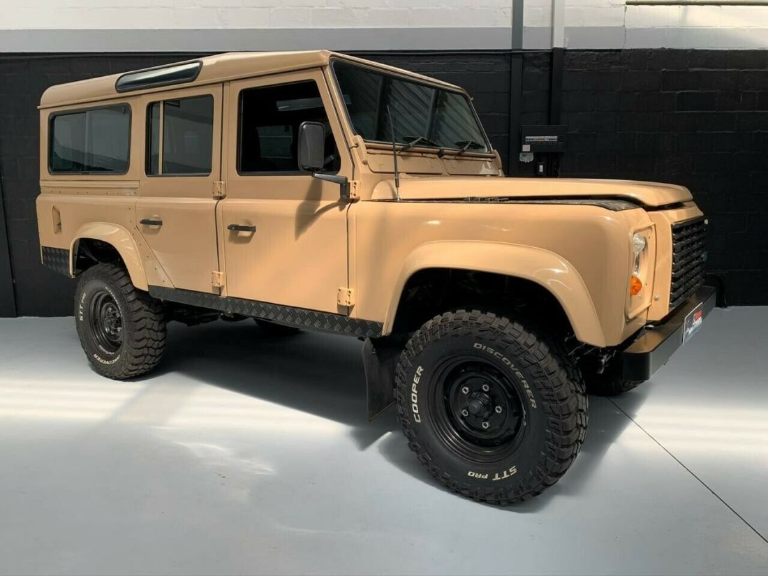 1993 Land Rover Defender - photo 2
