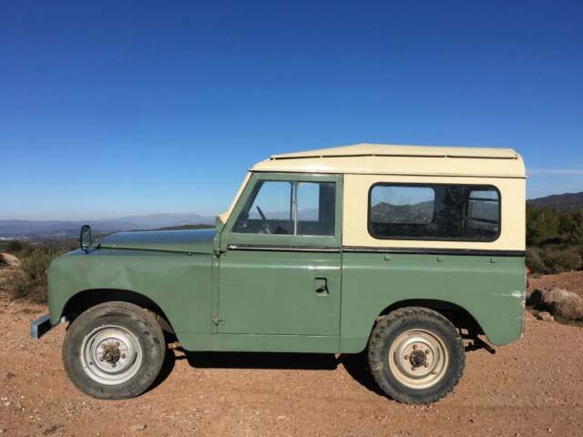1965 Land Rover Defender 88 - photo 5