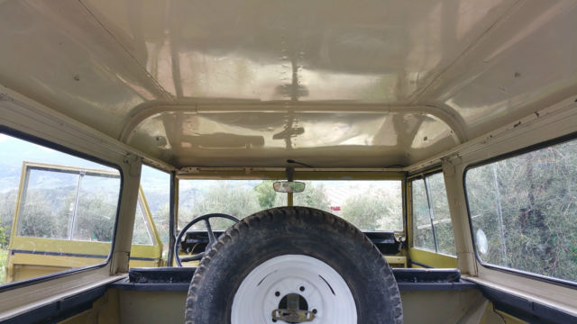1973 Land Rover Defender santana 109 - photo 11