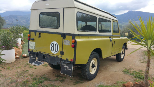 1973 Land Rover Defender santana 109 - photo 9