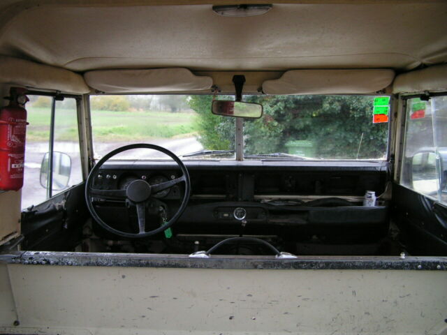 1978 Land Rover series 88 4x4 diesel especial station wagon 7 seater - photo 9