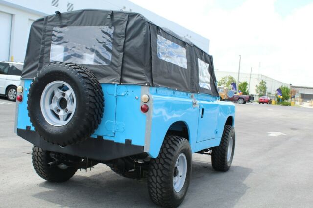 1966 Land Rover series II - photo 9