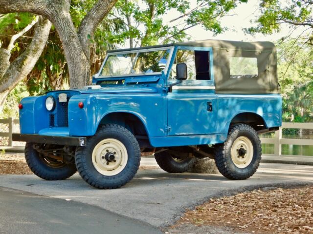 1971 Land Rover Series 2A Santana - photo 4