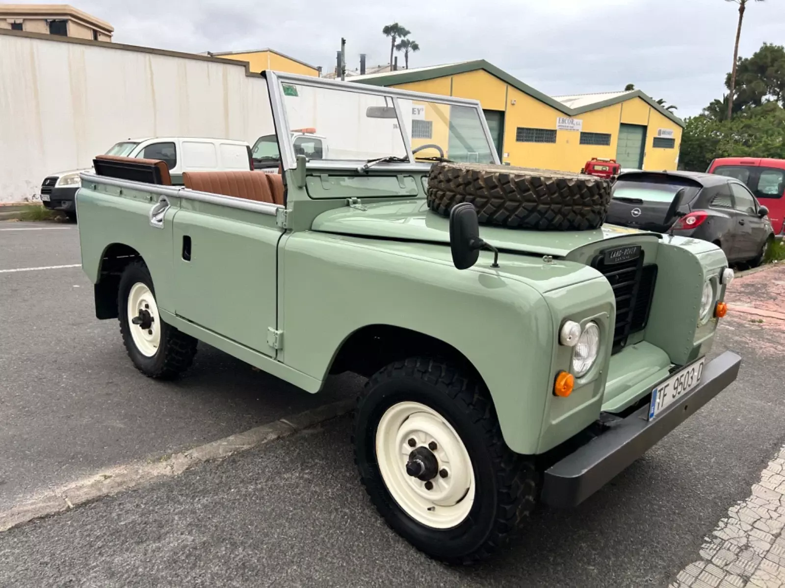 Land Rover Series 3 With Shipping Included To USA 1974 Land Rover Defender 88