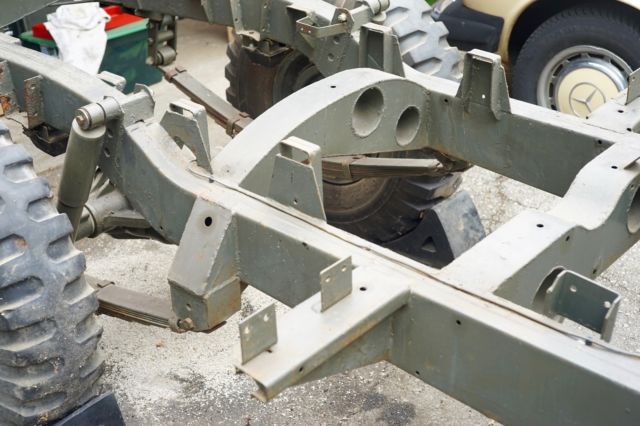 1973 Land Rover Land Rover Series II 109 with NOS Frame & Bulkhead - photo 7