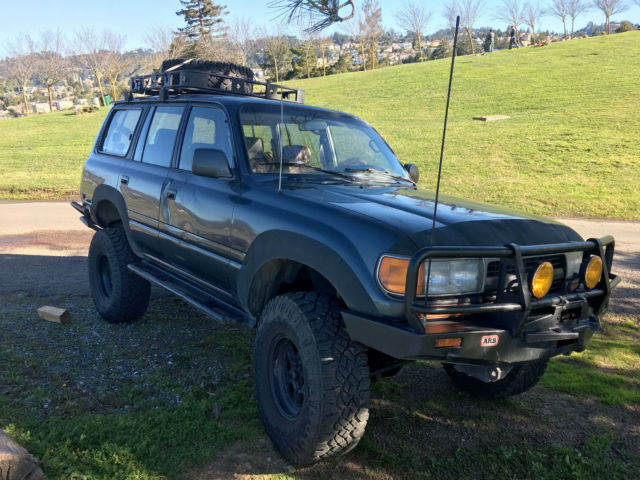 Landcruiser: Fully Built Off-Road 4x4 Truck Ready for The Trail or The Highway 1992 Toyota Land Cruiser