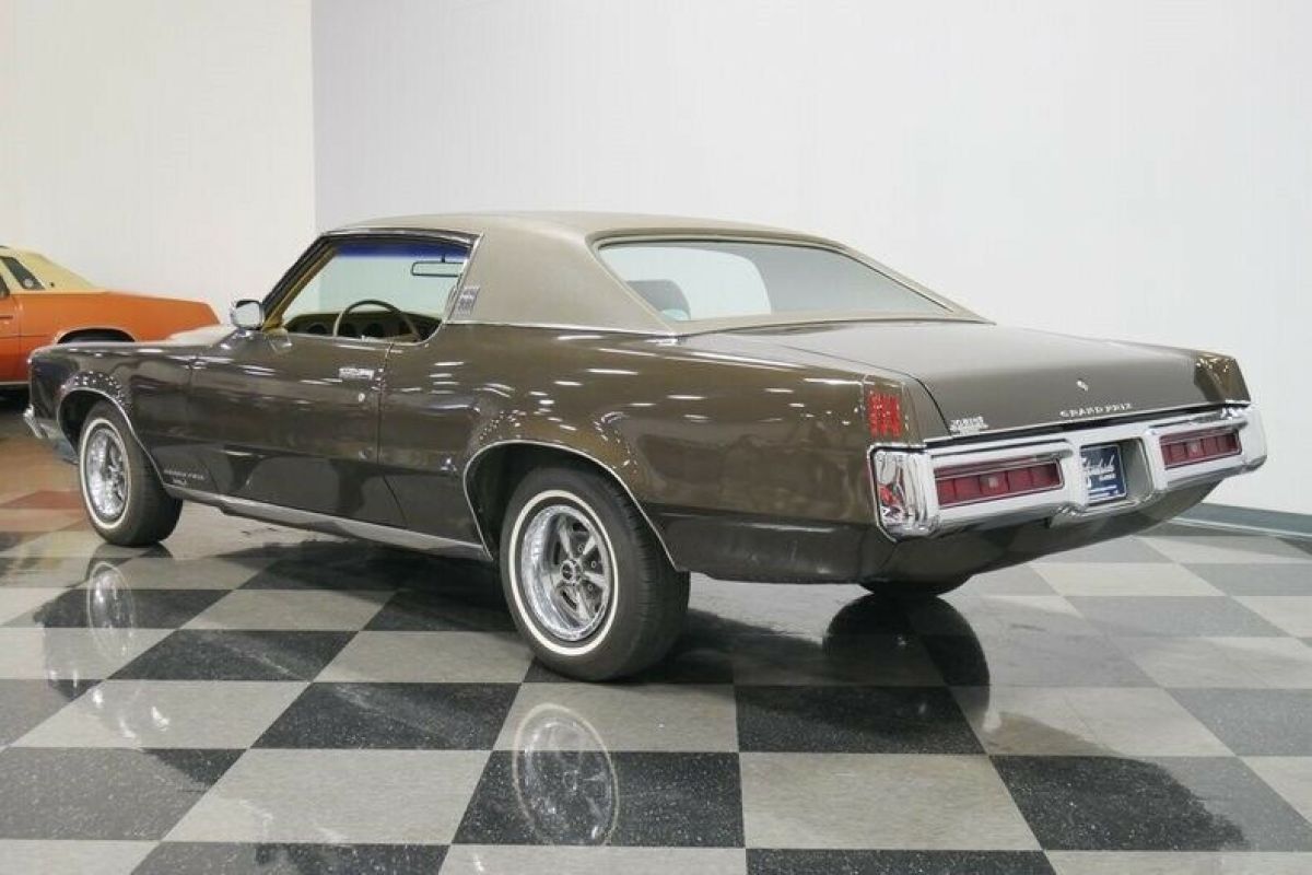 1969 Pontiac Grand Prix Model J - photo 10