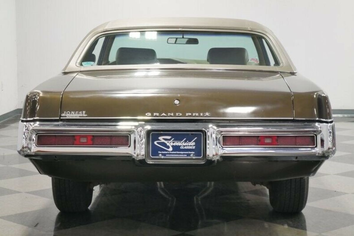 1969 Pontiac Grand Prix Model J - photo 12