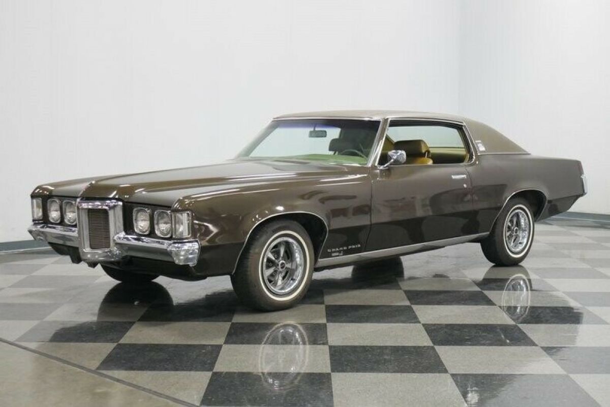 1969 Pontiac Grand Prix Model J - photo 6