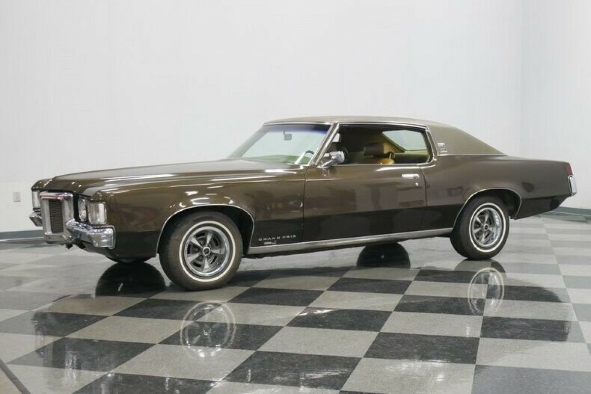 1969 Pontiac Grand Prix Model J - photo 7