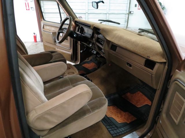1985 Ford F-250 - photo 11
