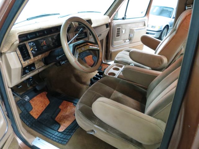 1985 Ford F-250 - photo 9