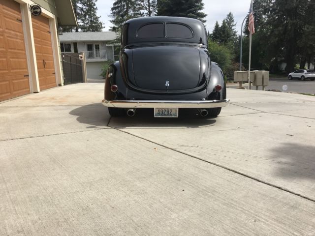 1937 Ford Club Coupe - photo 3