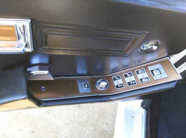 1968 Chrysler Imperial LeBaron - photo 4