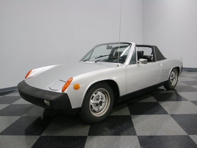 LAST YEAR 914 PORSCHE, FUEL INJECTED 2.0L, 5 SPEED MANUAL, GREAT COLOR COMBO 1976 Porsche 914