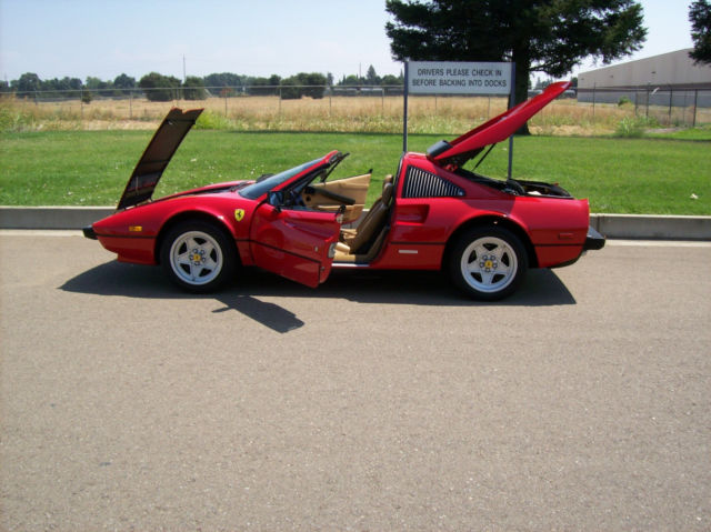 1985 Ferrari 308 - photo 2