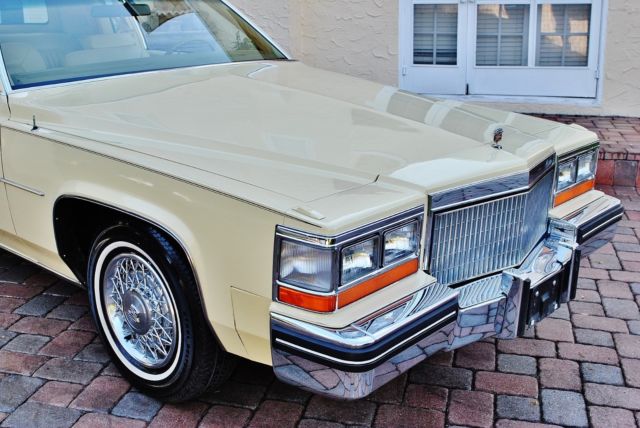 1980 Cadillac DeVille Coupe Simply Stunning Low Miles - photo 11