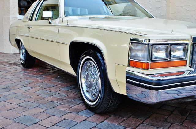 1980 Cadillac DeVille Coupe Simply Stunning Low Miles - photo 13