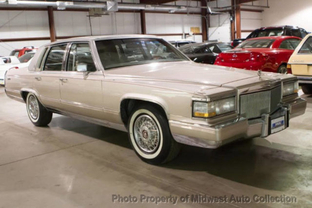 1992 Cadillac Brougham 4dr Sedan - photo 6