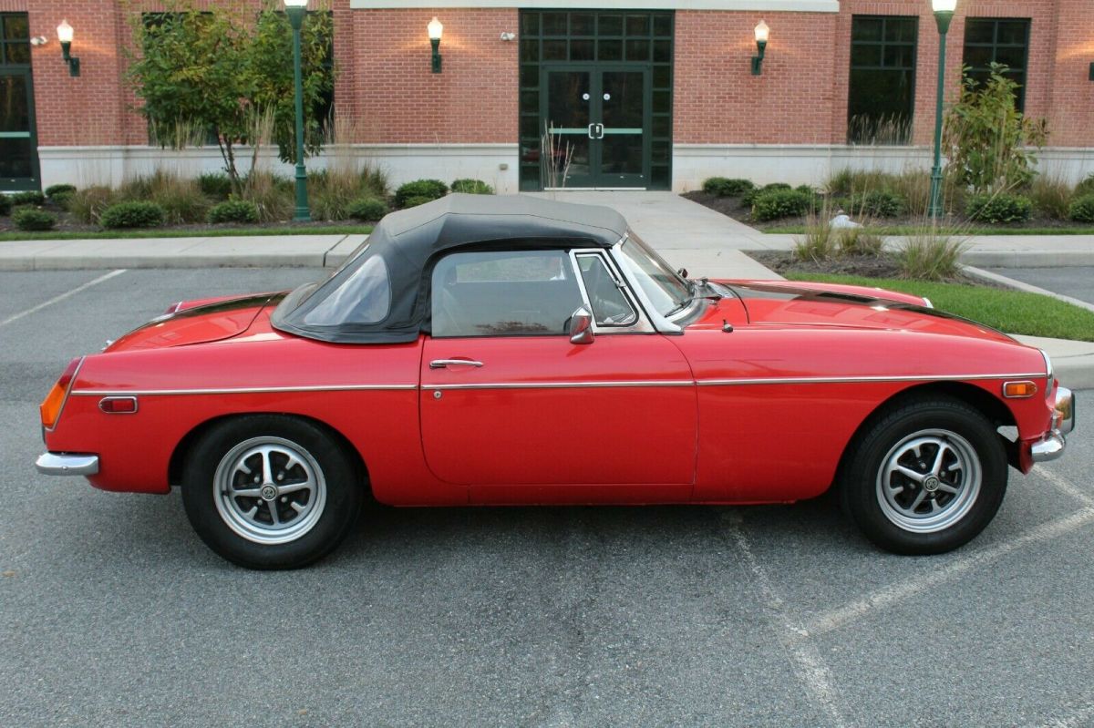 Last year of the Chrome Bumpers- Good Driver- Twin S.U. Carburetors- 1974 MG MGB