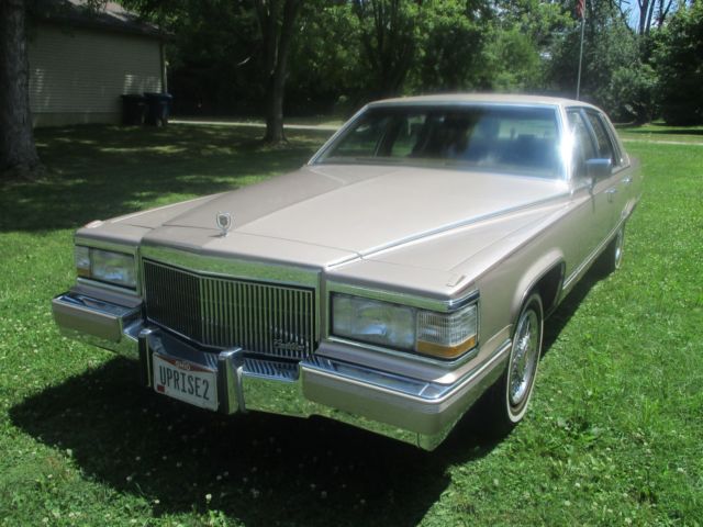 1991 Cadillac Brougham Base - Leather - photo 3