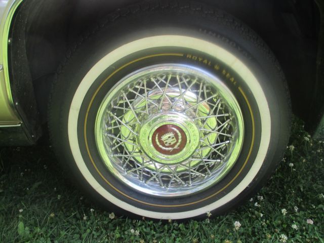 1991 Cadillac Brougham Base - Leather - photo 5