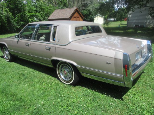 1991 Cadillac Brougham Base - Leather - photo 7