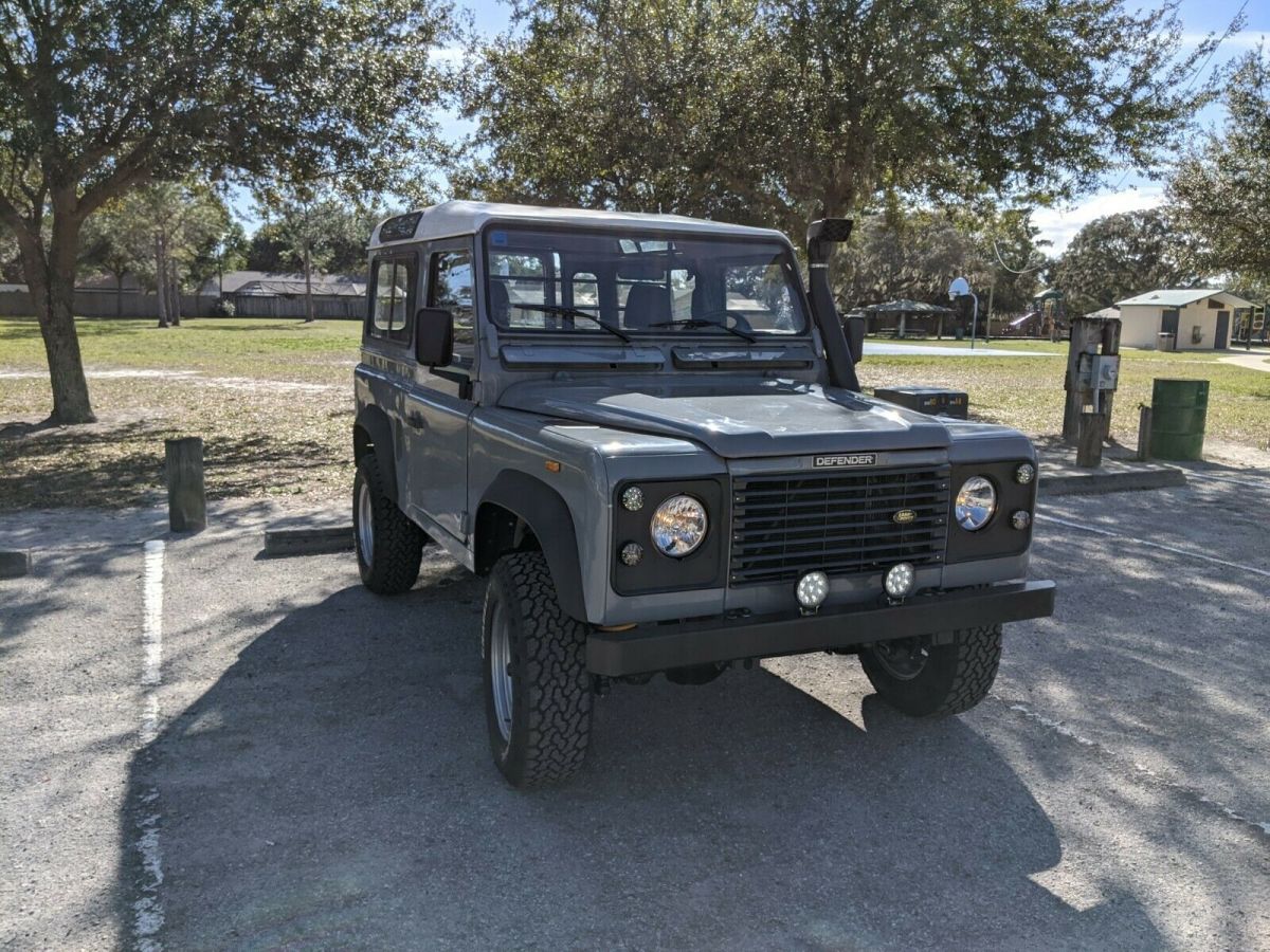 1993 Land Rover Defender - photo 3