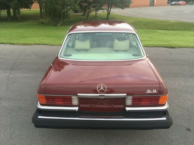 1979 Mercedes-Benz 400-Series - photo 11