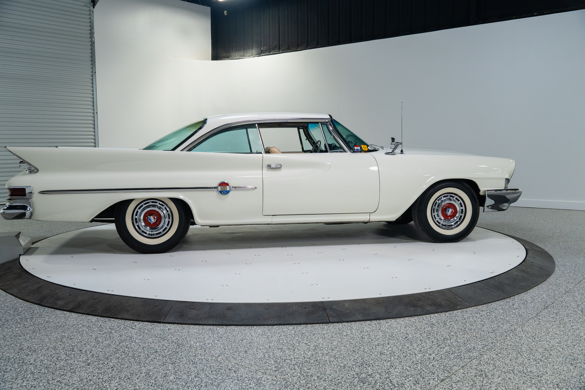 1961 Chrysler 300G - photo 7