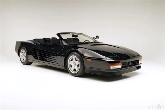1986 Ferrari Testarossa Convertible - photo 2