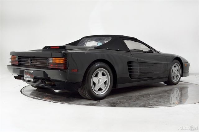 1986 Ferrari Testarossa Convertible - photo 7