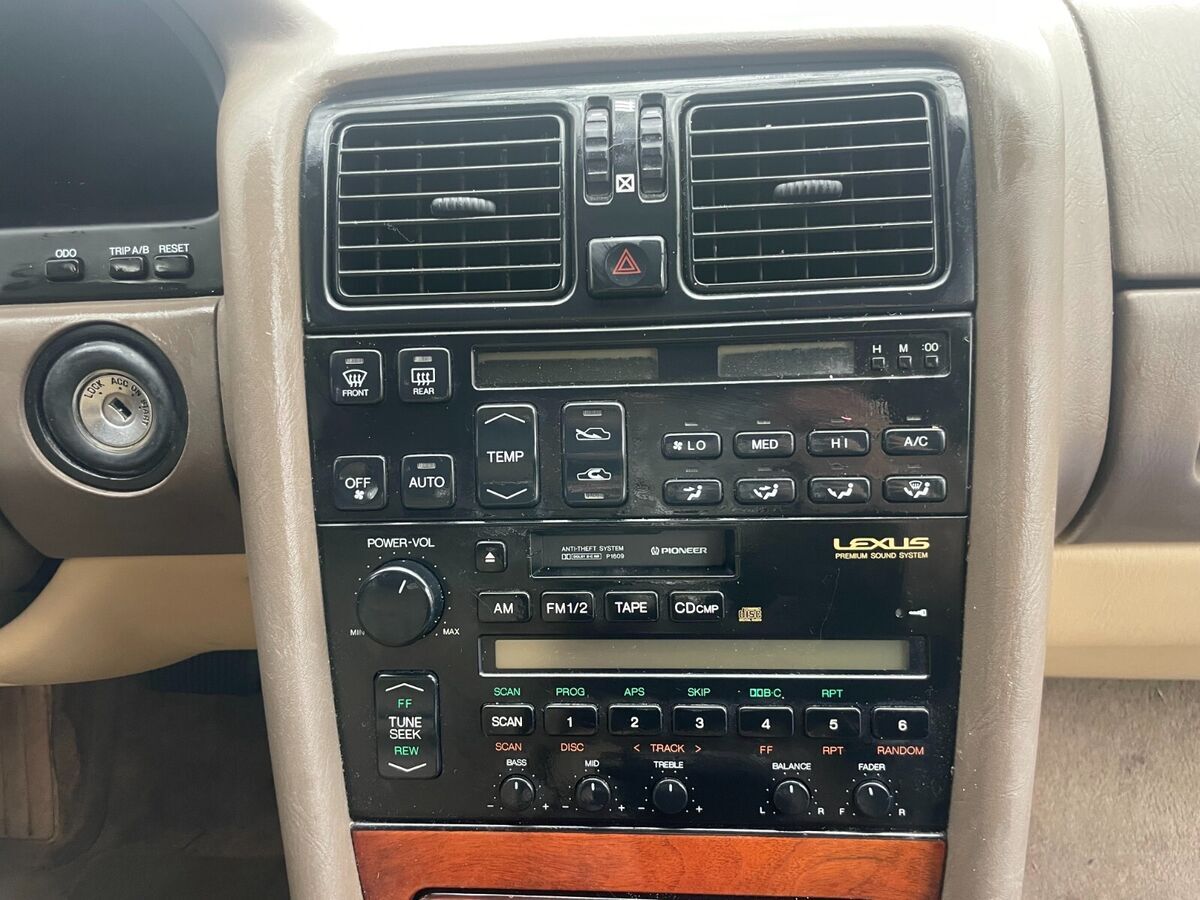 1994 Lexus LS - photo 10