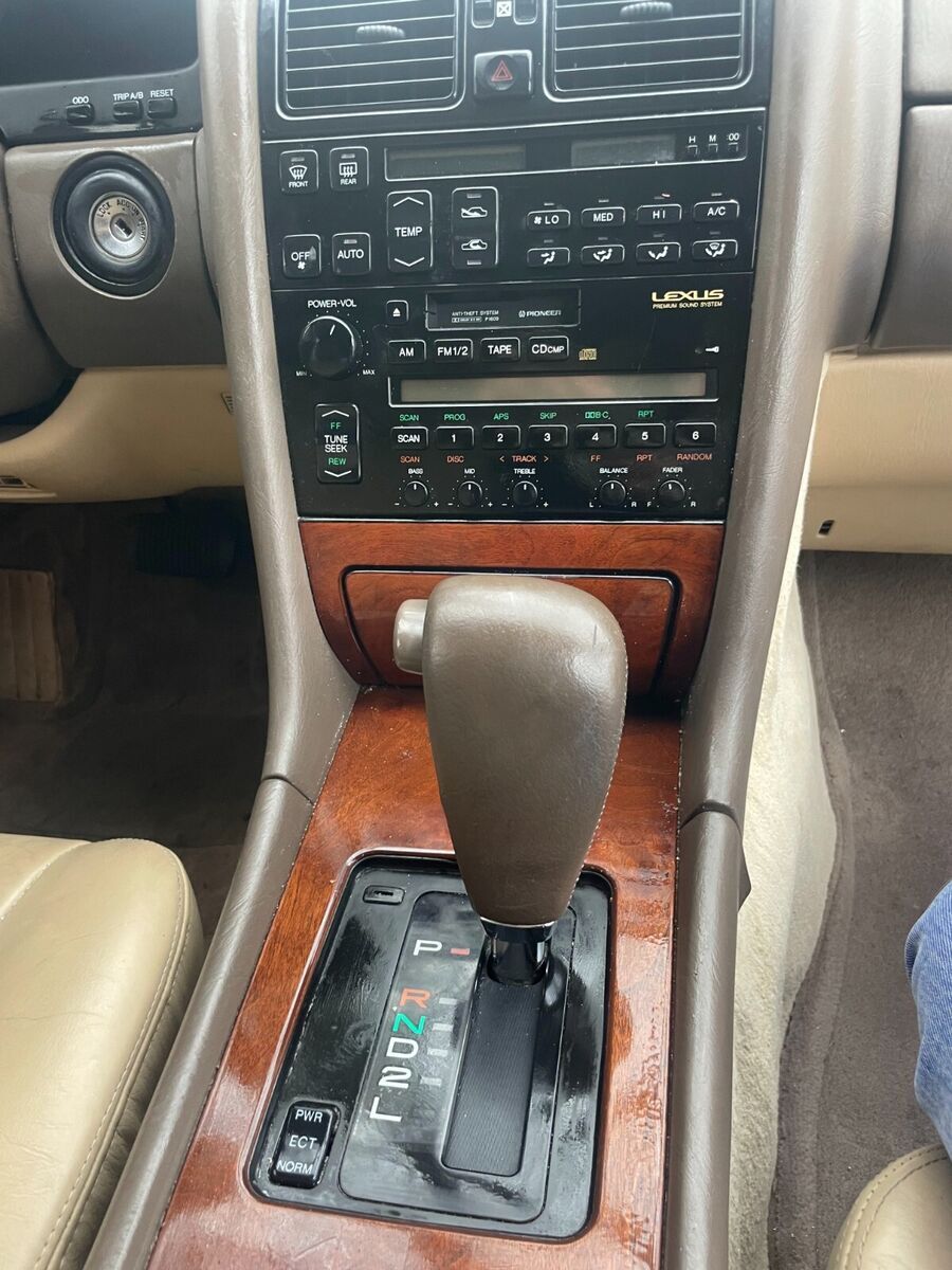 1994 Lexus LS - photo 11