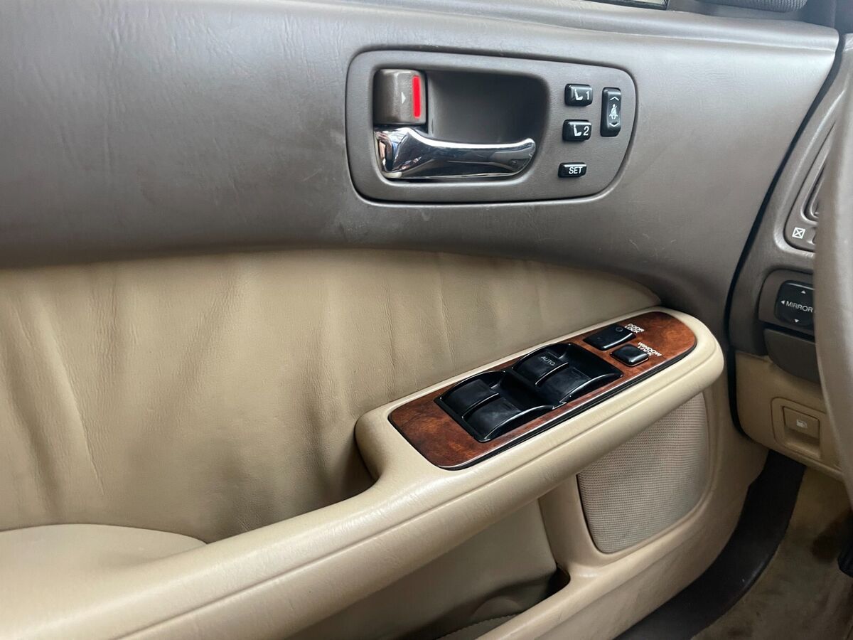 1994 Lexus LS - photo 13