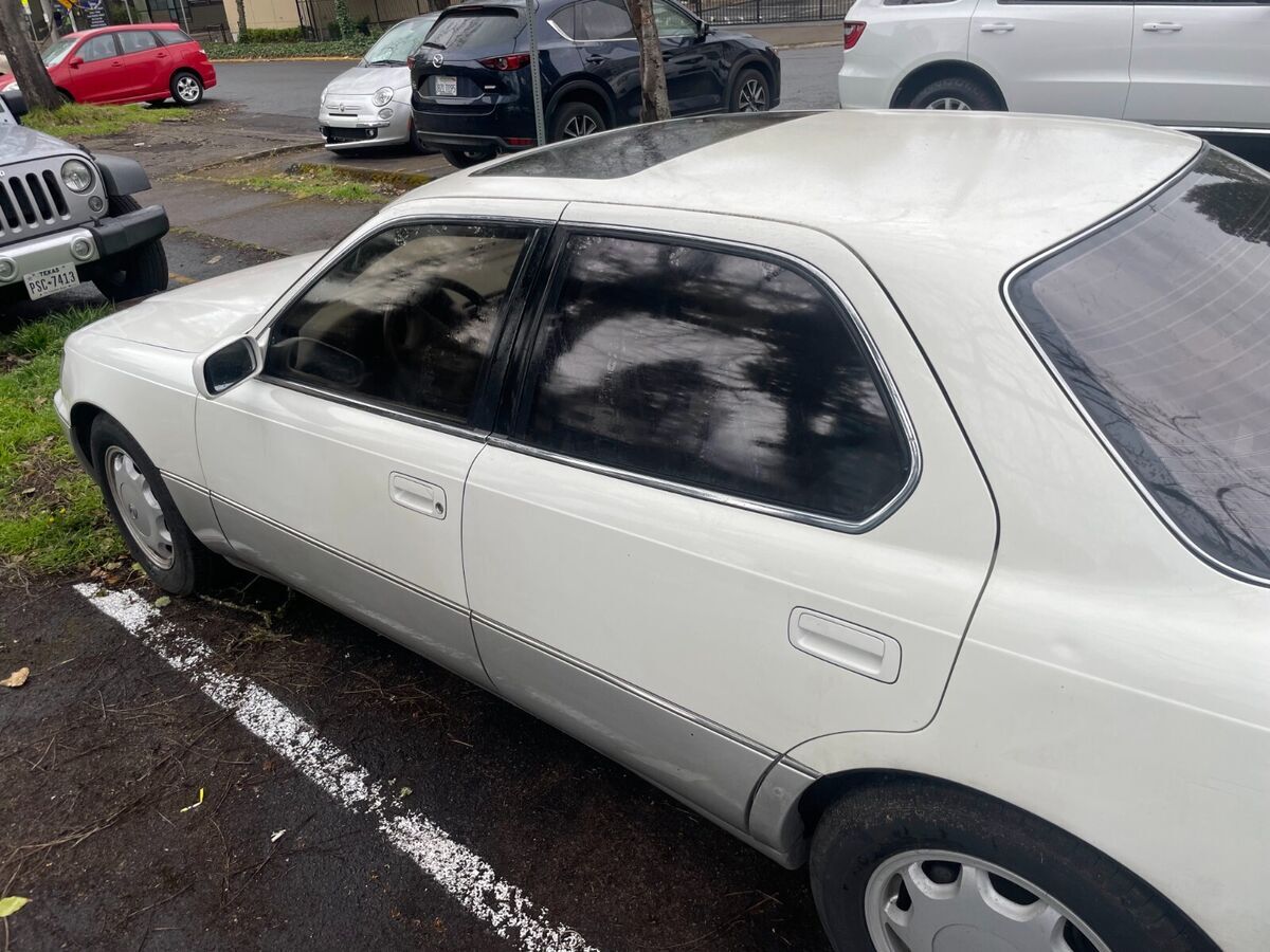 1994 Lexus LS - photo 7