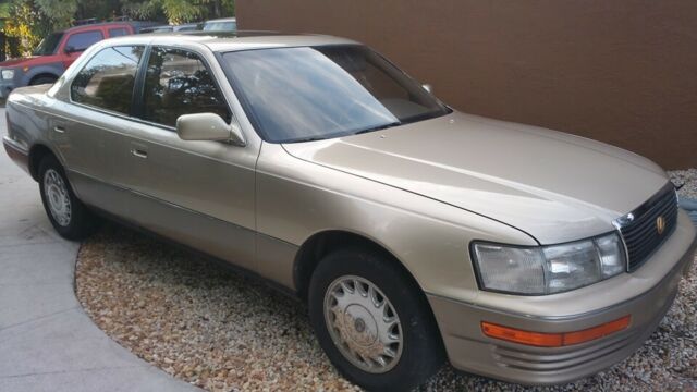 1992 Lexus LS