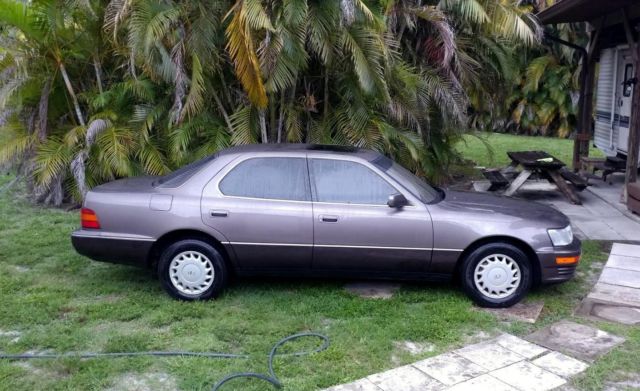 1991 Lexus LS - photo 12