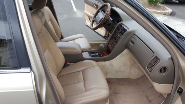 1992 Lexus LS Base 4dr Sedan - photo 12