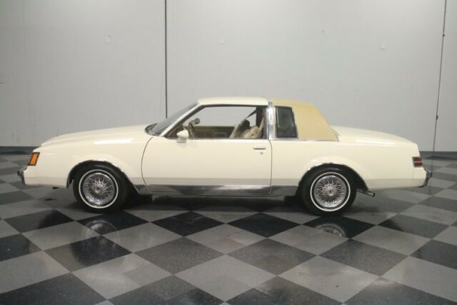 1985 Buick Regal Limited - photo 3